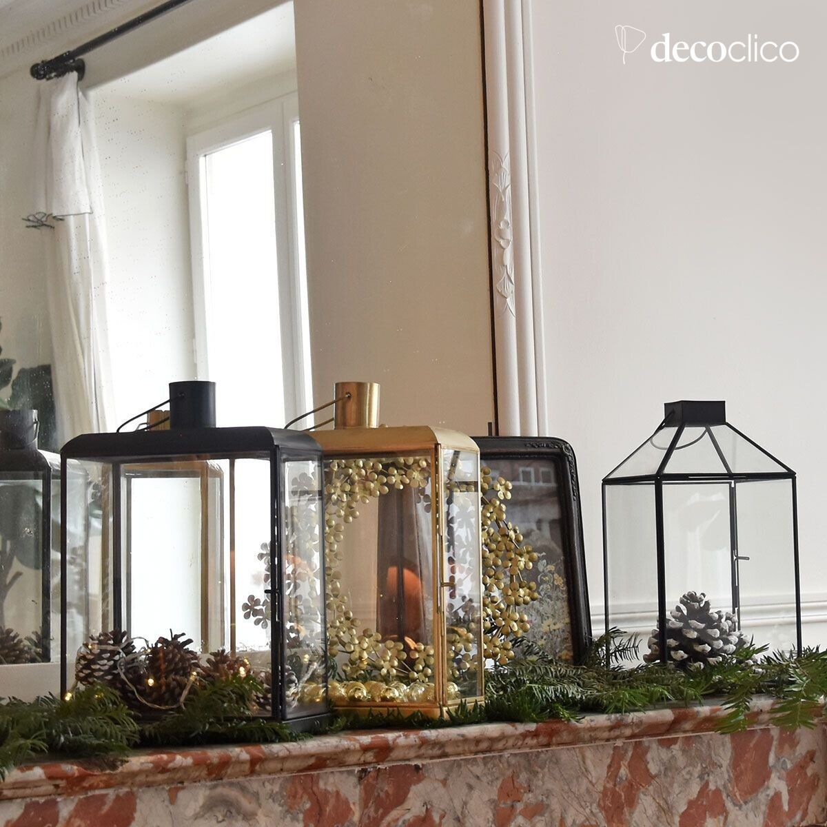 Lantern candle holder in glass and matt gold-plated metal Mira