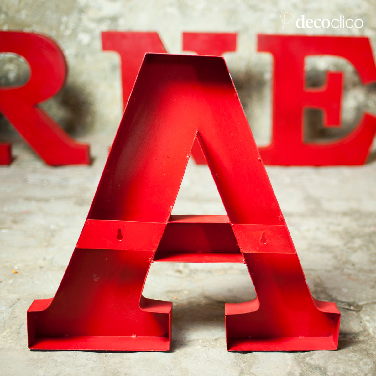 Lettera E decorativa Art