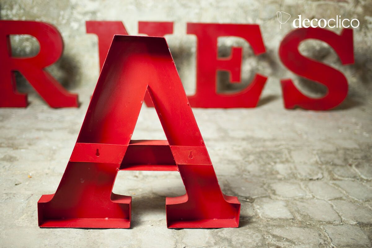 Lettera S decorativa Art