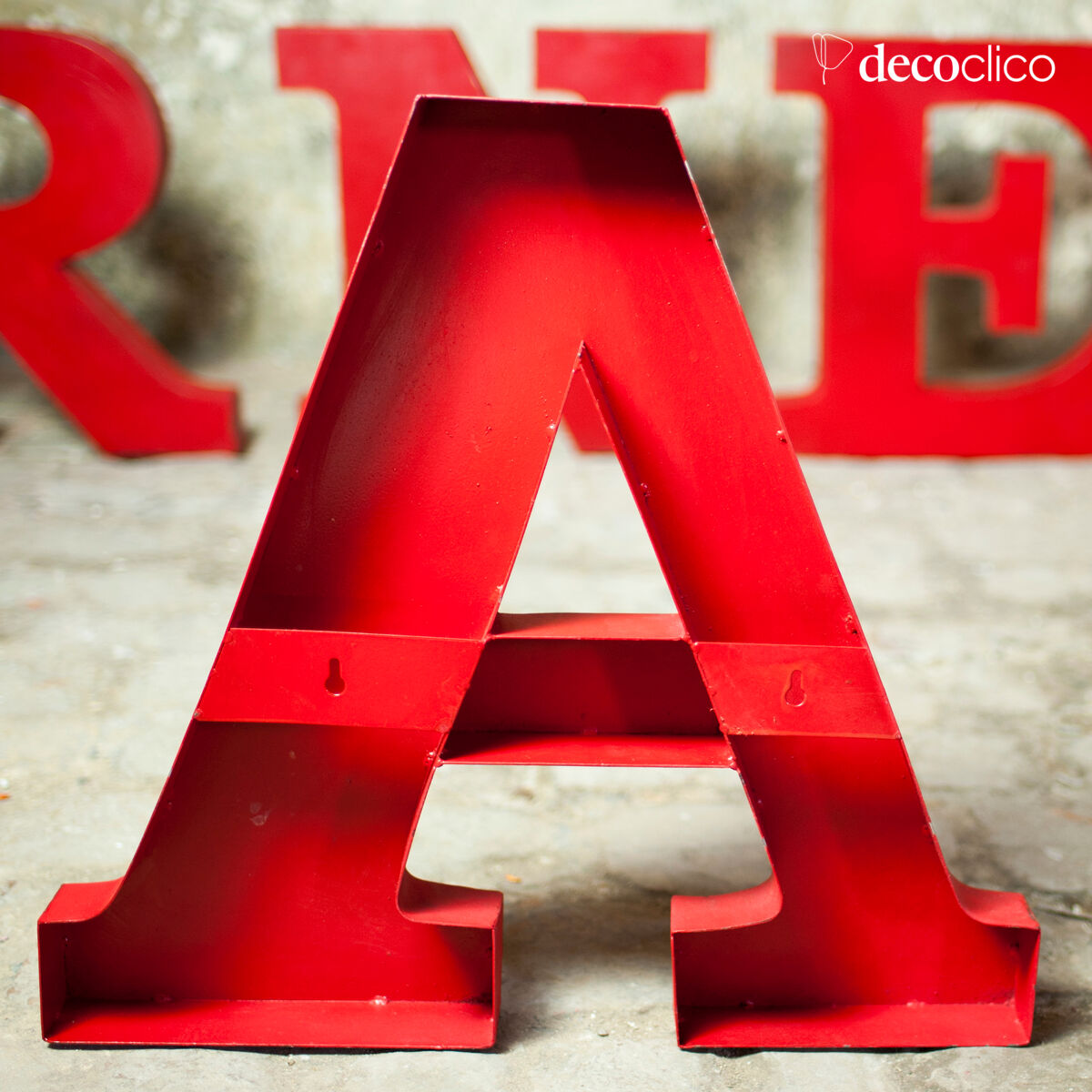 Lettera S decorativa Art