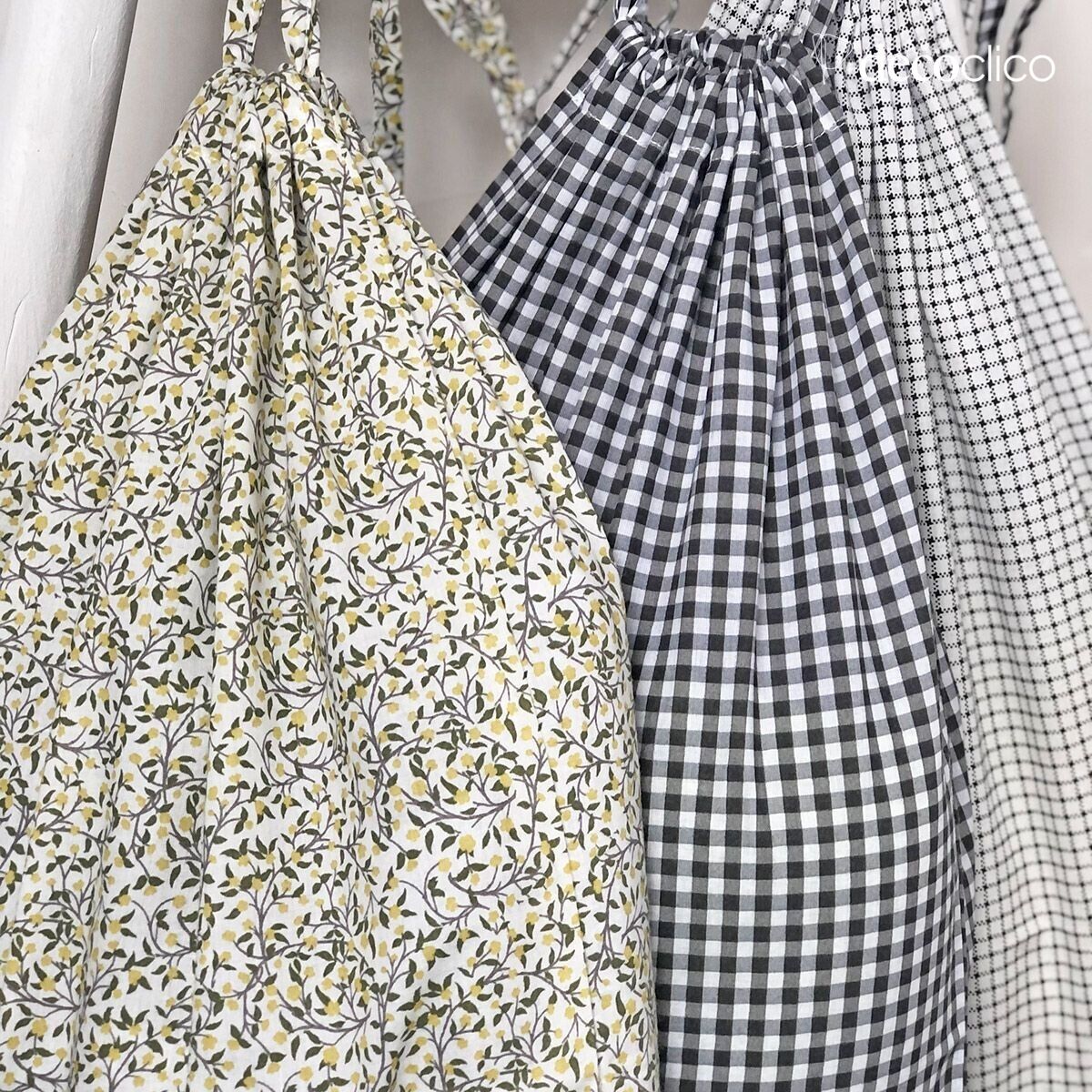 Lot de 3 sacs à linge en coton imprimé blanc et fleuri, quadrillé, vichy Romy 36