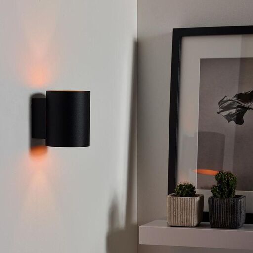 Applique murale en métal noir et intérieur doré | Decoclico