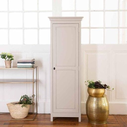Armoire bonnetière 1 porte en pin maritime gris clair Léandre – 849,00 € | Decoclico