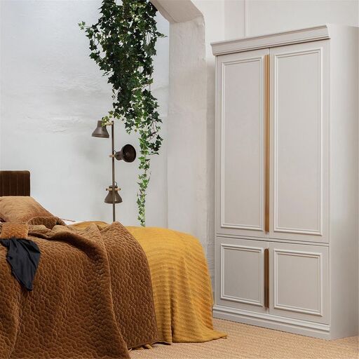 Armadio in pino massiccio | Decoclico