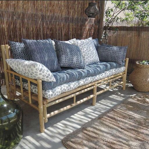 Panca da giardino in bambù naturale con tappetino Tessa, Casatera | Decoclico