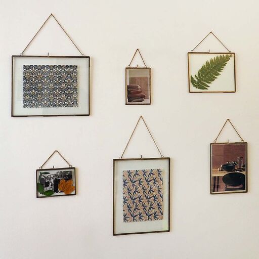 Cadre photo avec chaîne en verre et métal finition laiton antique – à partir de | Decoclico