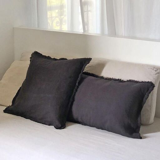 Coussin en chanvre lavé à franges | Decoclico