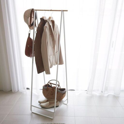 Scaffale a 1 ripiano in acciaio bianco e frassino | Decoclico