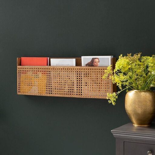 Porte-revues mural en manguier et cannage | Decoclico