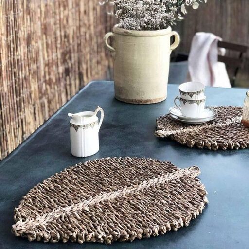 Set de table forme feuille en jonc de mer | Decoclico