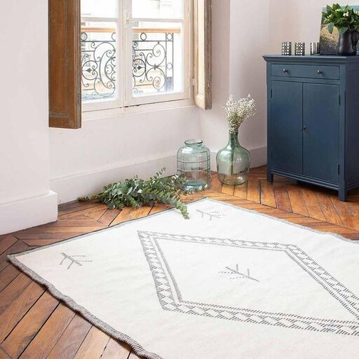 Tapis en laine écru à motif noir tissé main | Decoclico