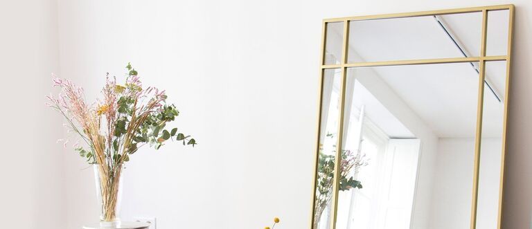 On vous dévoile (enfin) la bonne méthode pour nettoyer votre miroir | Decoclico