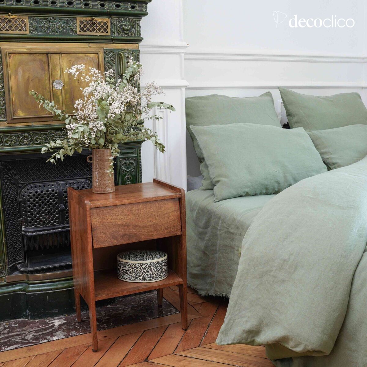 Mango wood bedside table 1 compartment 1 drawer  Vintage