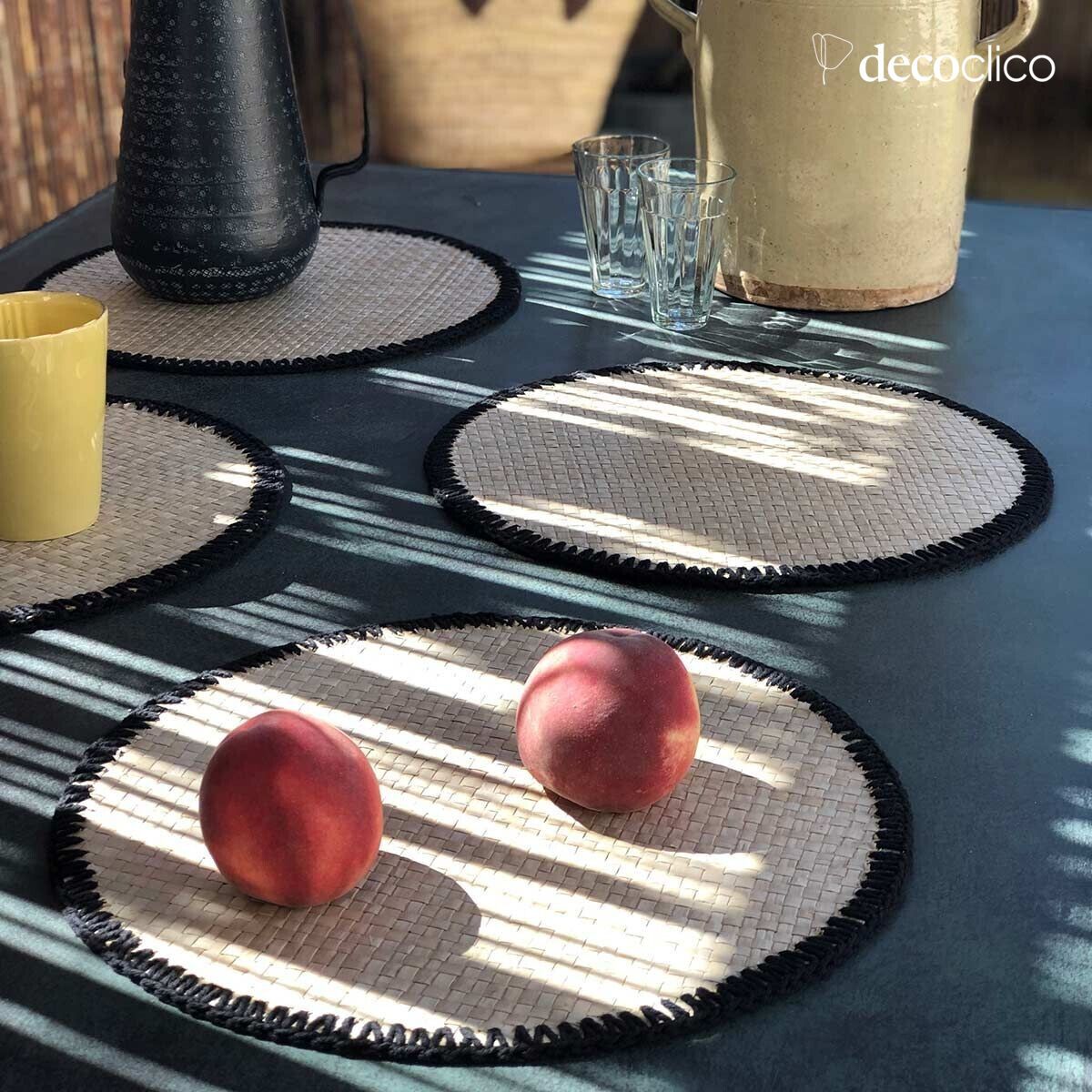 Mantel individual 4 uds redondo de pandan natural con pespuntes negros Wayan Casatera