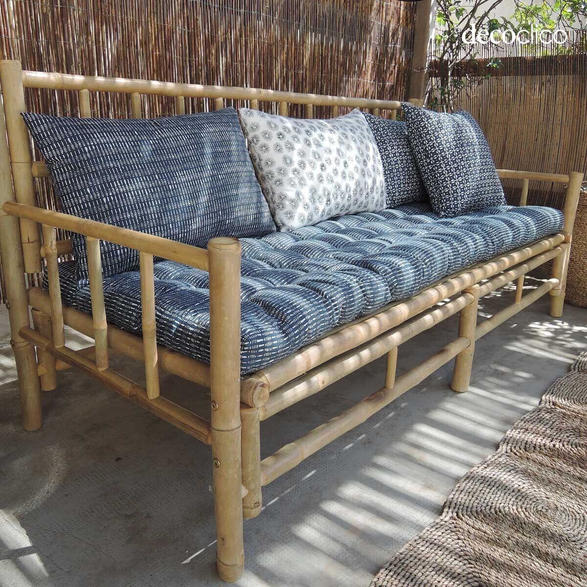 Matelas de sol coton block print imprimé blanc sur fond bleu de prusse Traits Te