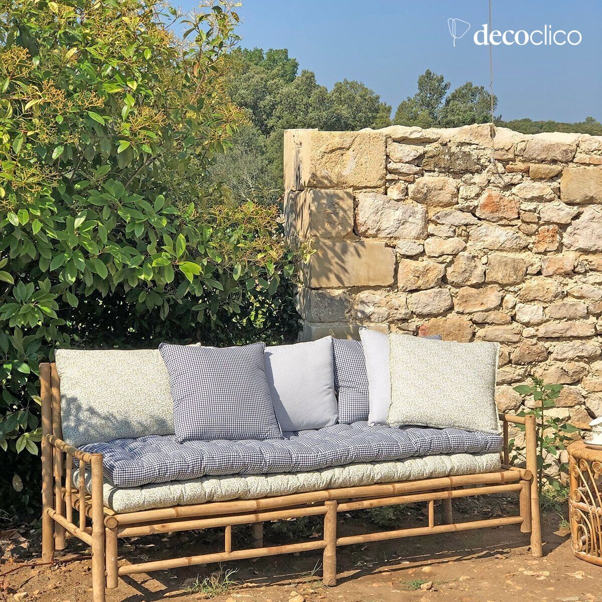 Matelas de sol en coton imprimé motif blanc et fleuri 60 x 170 cm Romy