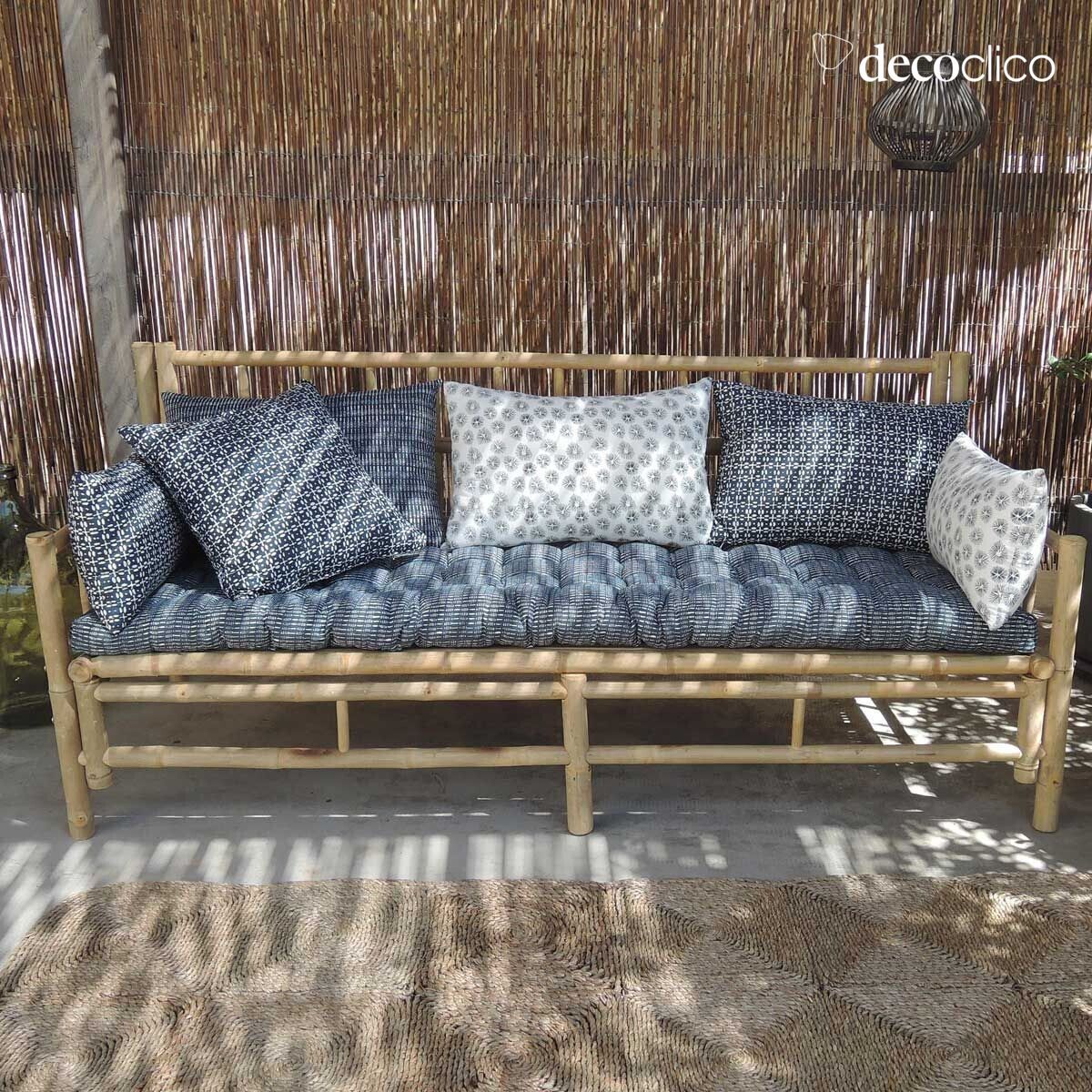 Materassino in cotone con stampa block print bianca su sfondo blu di Prussia Traits Te