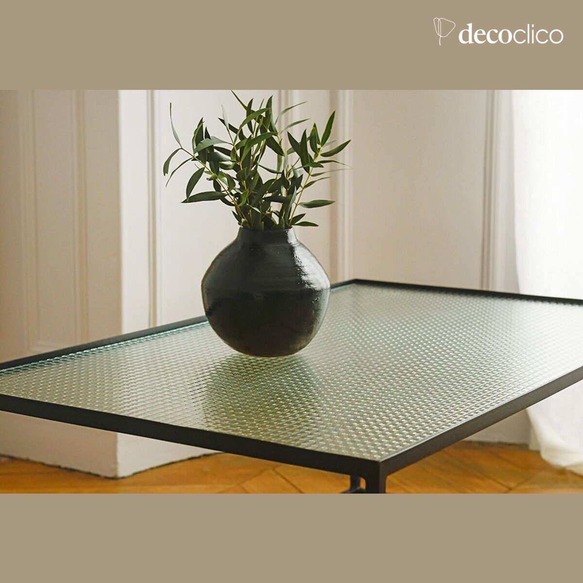 Matzwarte metalen salontafel met glazen blad Nevada