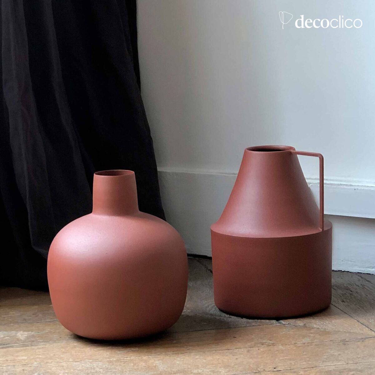 Melkkan vaas in terracotta metaal H25 cm Tosca