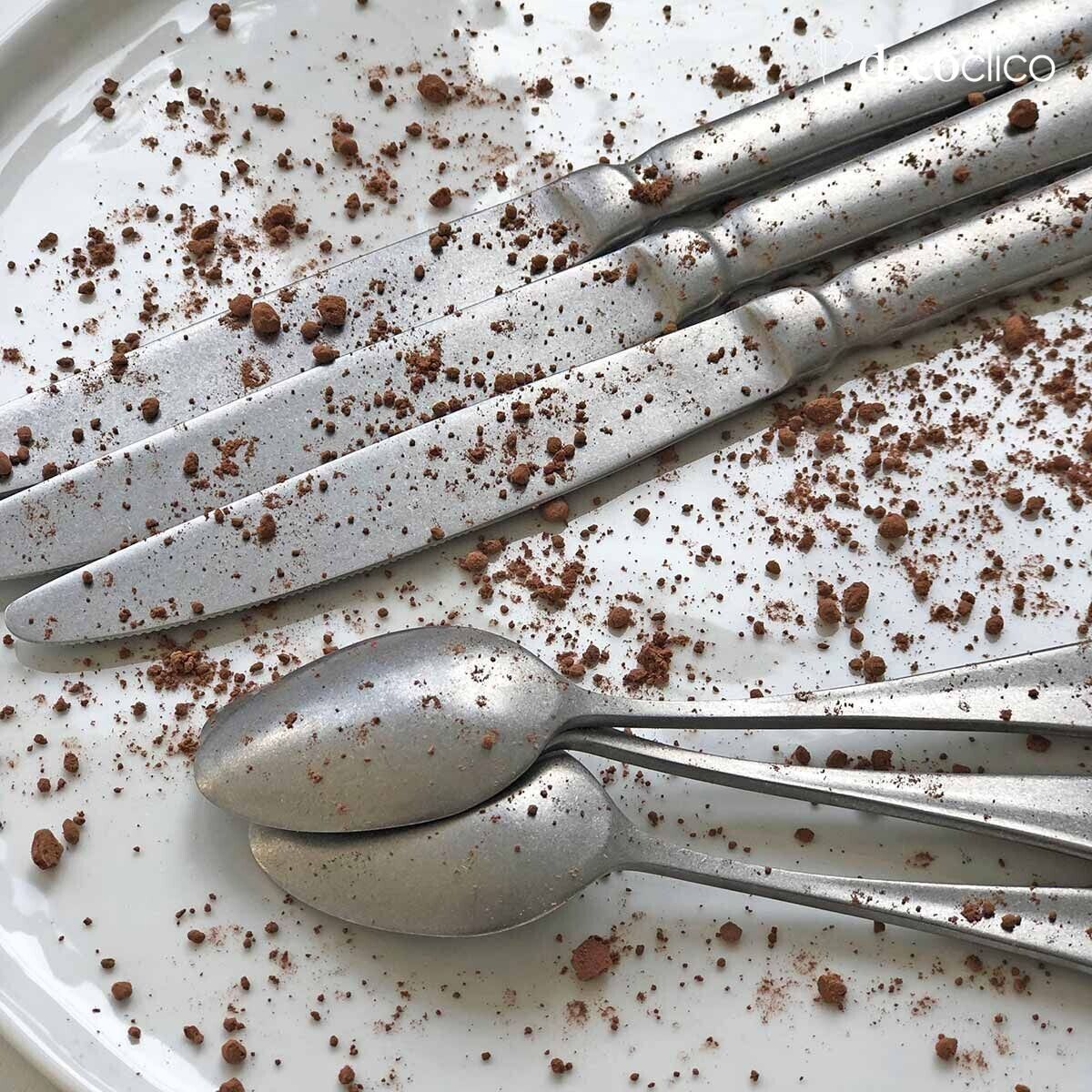 Ménagère 16 couverts en inox gris brossé