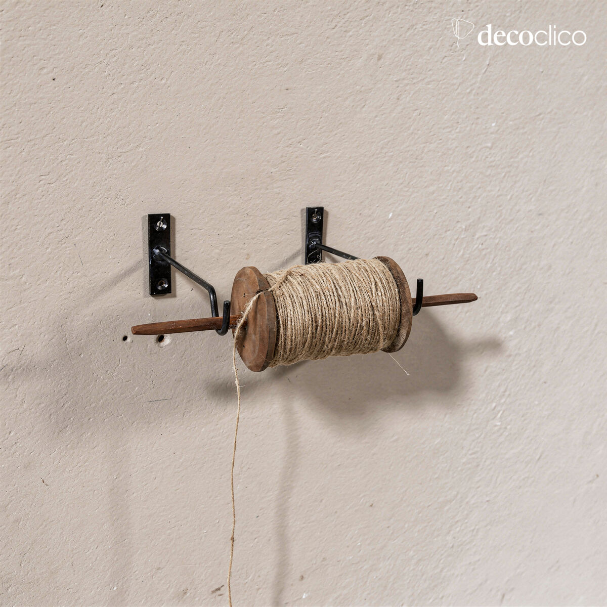 Metal wall-mounted string dispenser