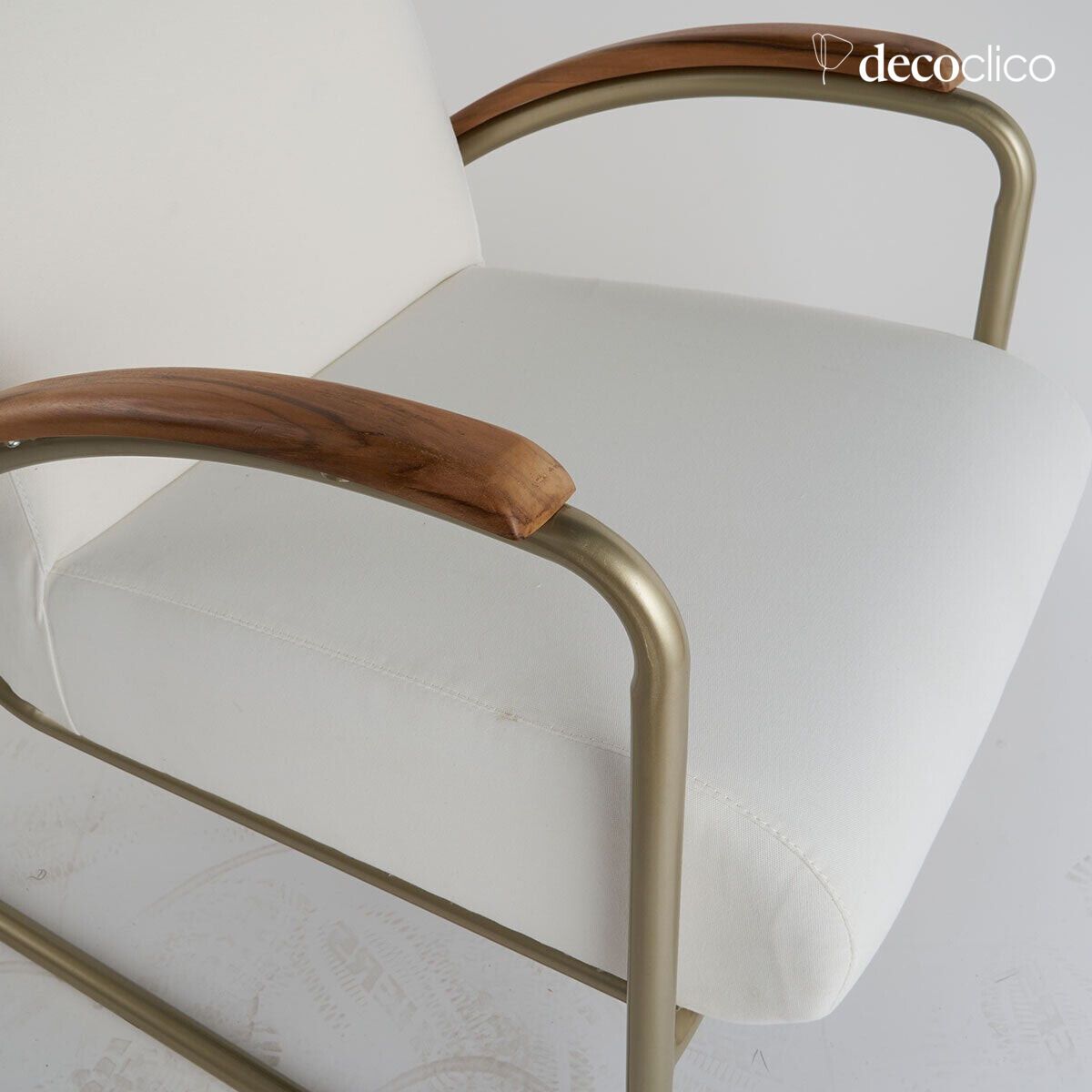 Metalen fauteuil met teakhouten handgrepen en vintage stof