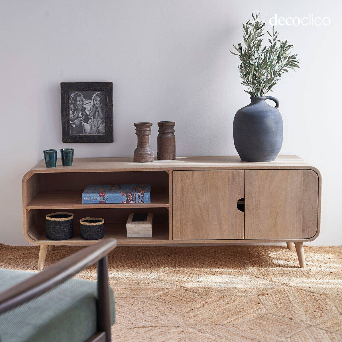 Mueble de TV en madera de mango teñida Hanko