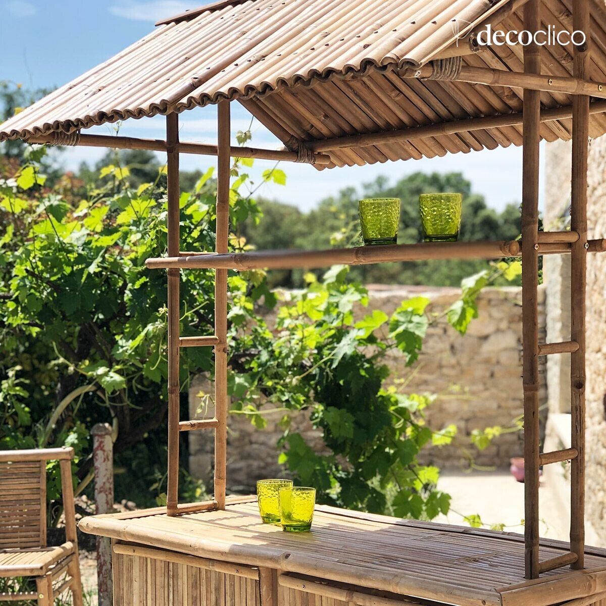 Natural bamboo bar Taman