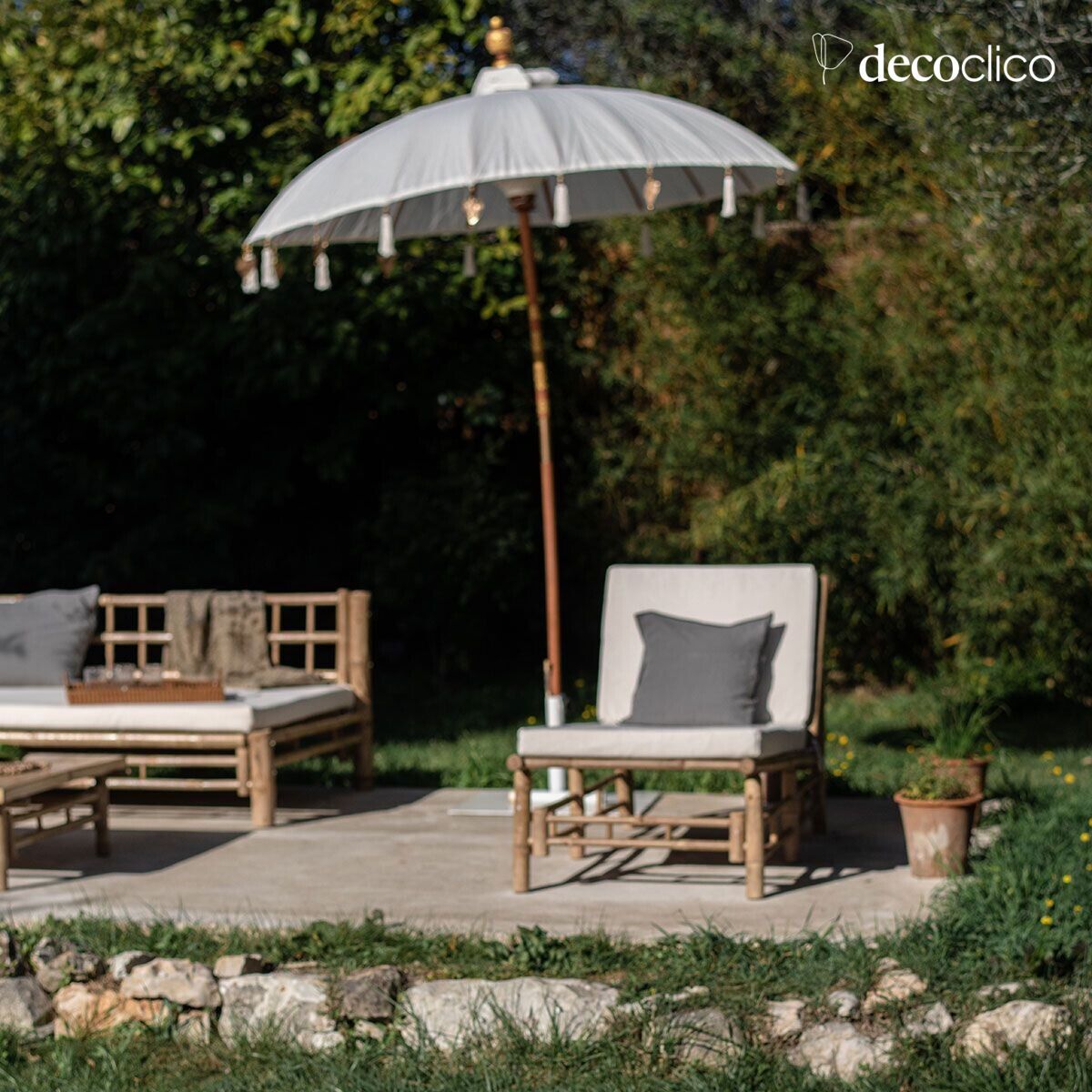 Natural bamboo deckchair Taman