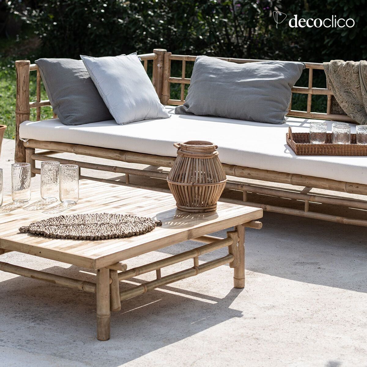 Natural bamboo garden daybed with ecru cushion, Right side Taman
