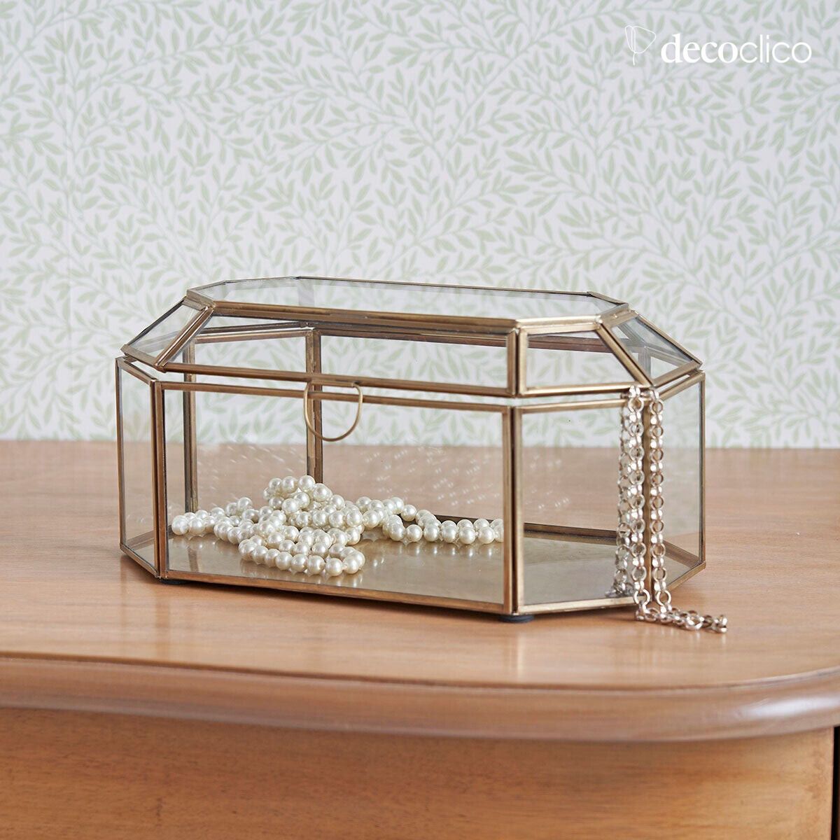 Octagonal jewelry box in matt gold metal and glass Mira