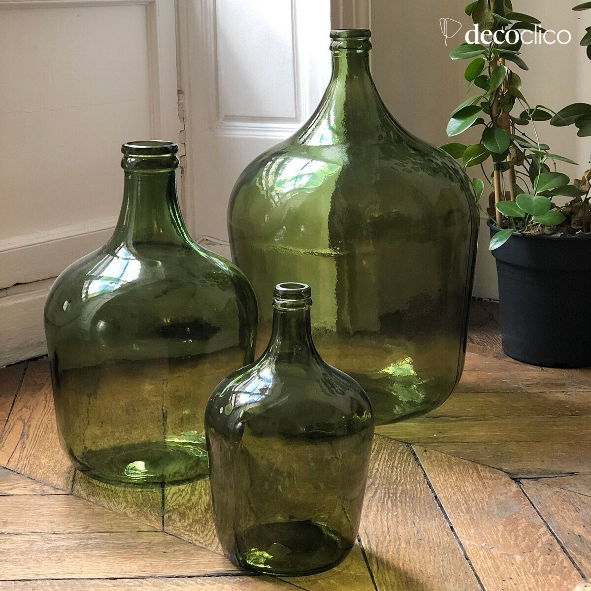 Olivgrüne Glas-Mehrwegflasche 34 l