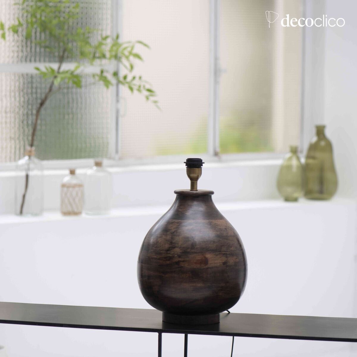 Pie de lámpara en forma de pera de madera de mango maciza oscura