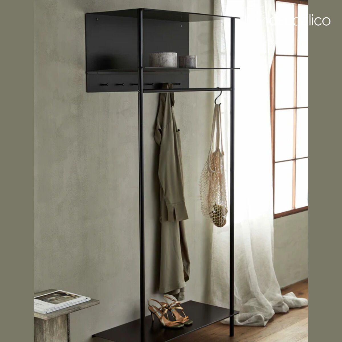 Portant meuble d´entrée en métal noir 1 étagère Setun