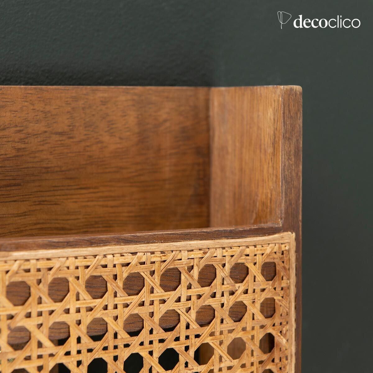 Portarevistas de pared de madera de mango y mimbre vintage Georges