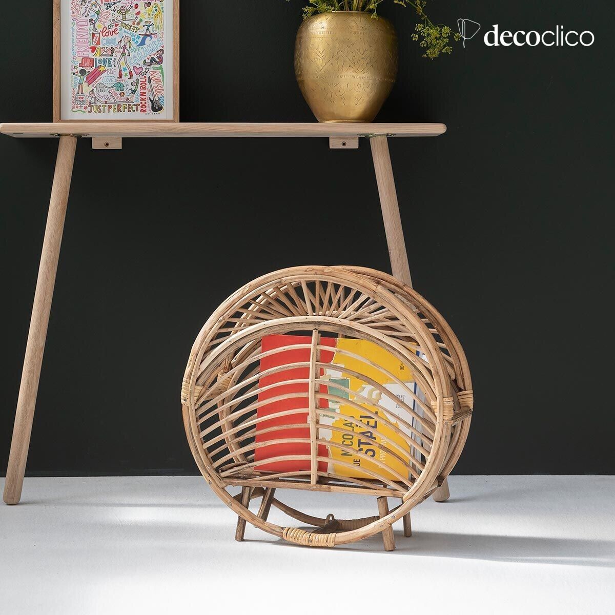 Portariviste in rattan stile vintage