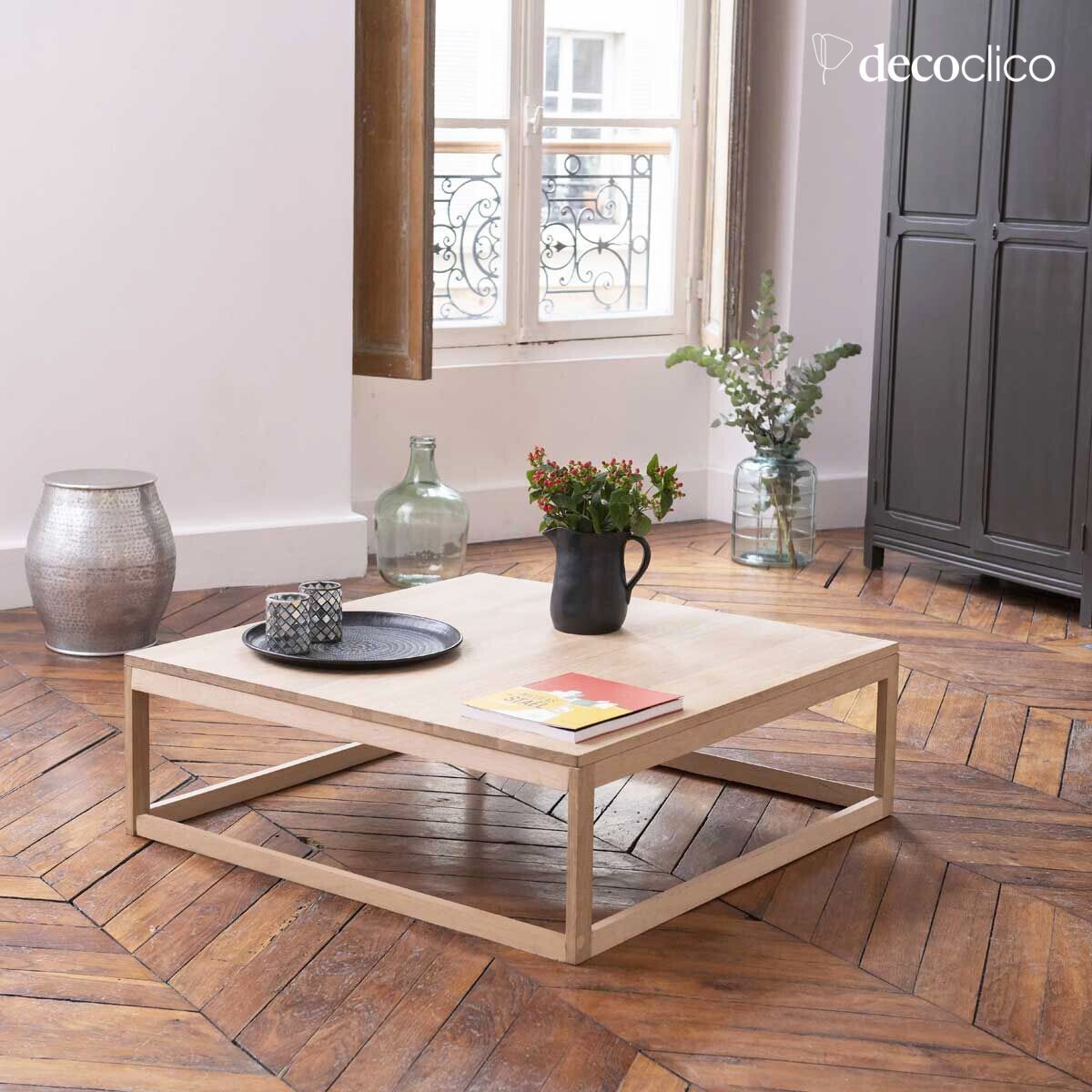 Quadratischer Couchtisch aus Eiche natur FSC Mood