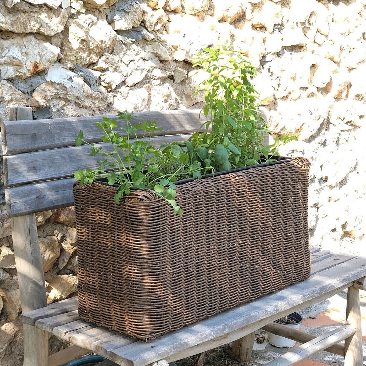 Rechteckiger Pflanzkübel aus braunem, handgefertigtem Polyrattan Tavira