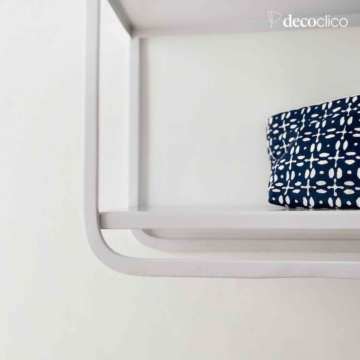 Rechteckiges Wandregal aus mattweißem Metall