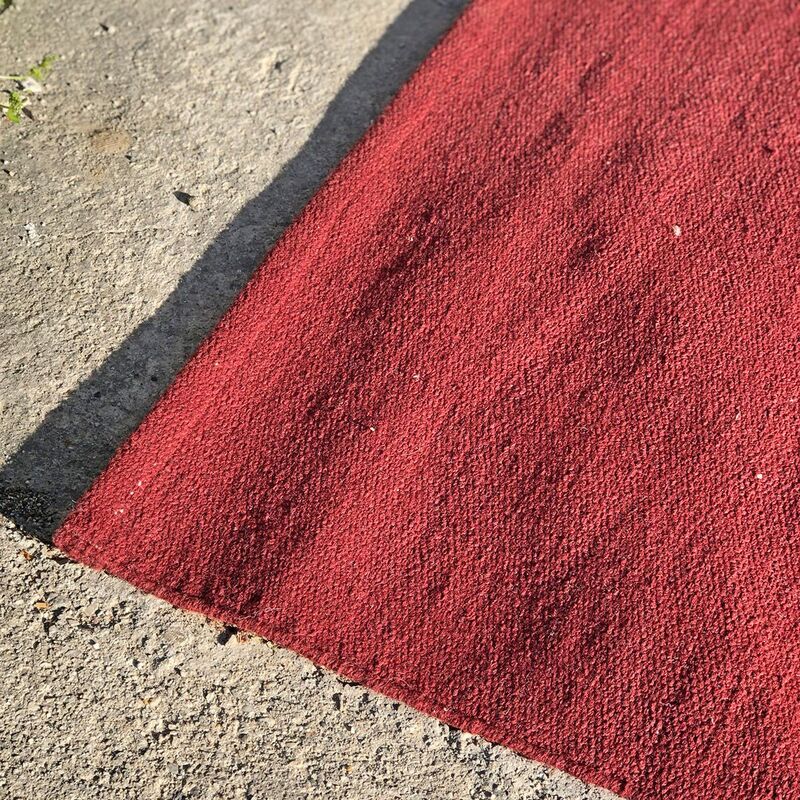 Rechthoekig tapijt in handgeweven gerecyclede vezels terracotta indoor outdoor 160 Moka