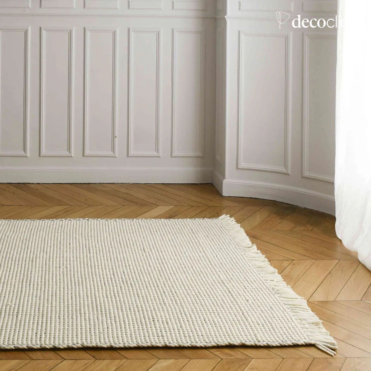 Rectangular hand-woven mat in ecru and gray braided wool, 160 x 230 cm