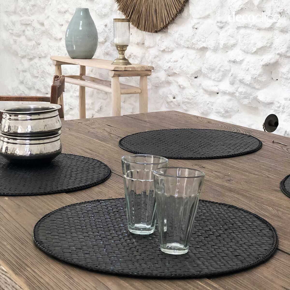 Ronde placemat (set van 4) in zwartgetint pandan Wayan Casatera
