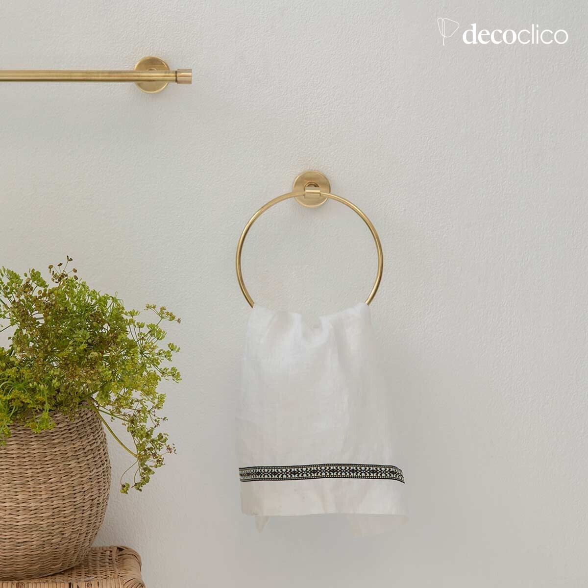 Round brass towel rail in Passage Vernet Vito