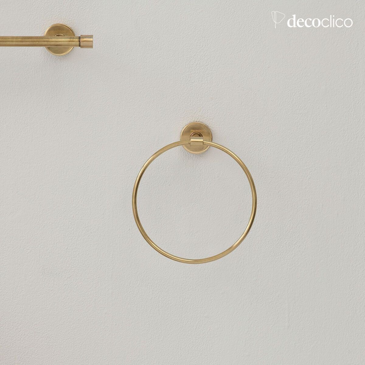 Round brass towel rail in Passage Vernet Vito
