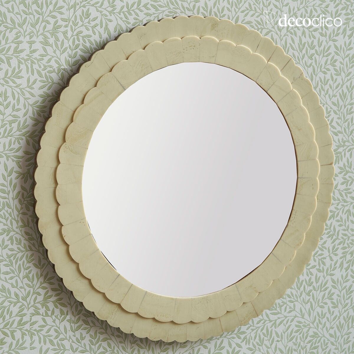 Round mirror with petals, ivory effect (resin) Manali