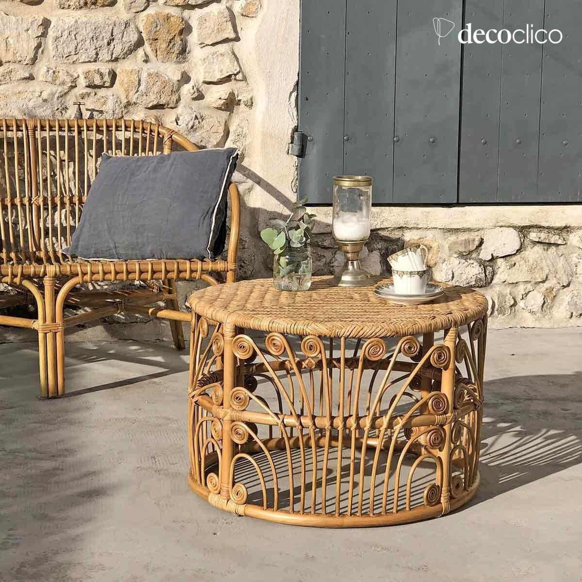 Runder Couchtisch aus natürlichem Rattan und geflochtener Tischplatte Pavone