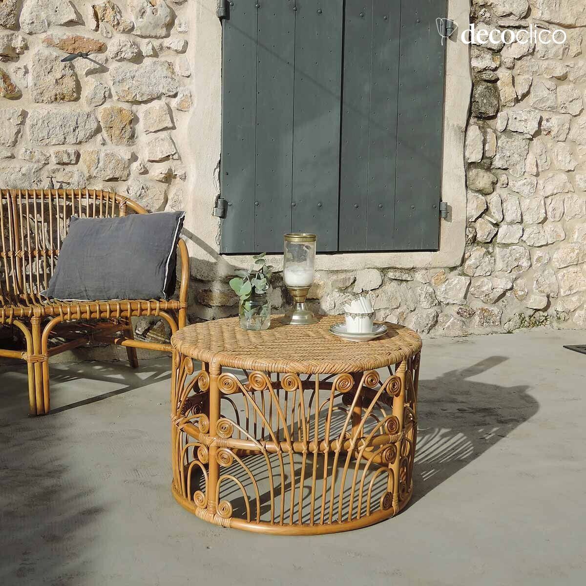 Runder Couchtisch aus natürlichem Rattan und geflochtener Tischplatte Pavone