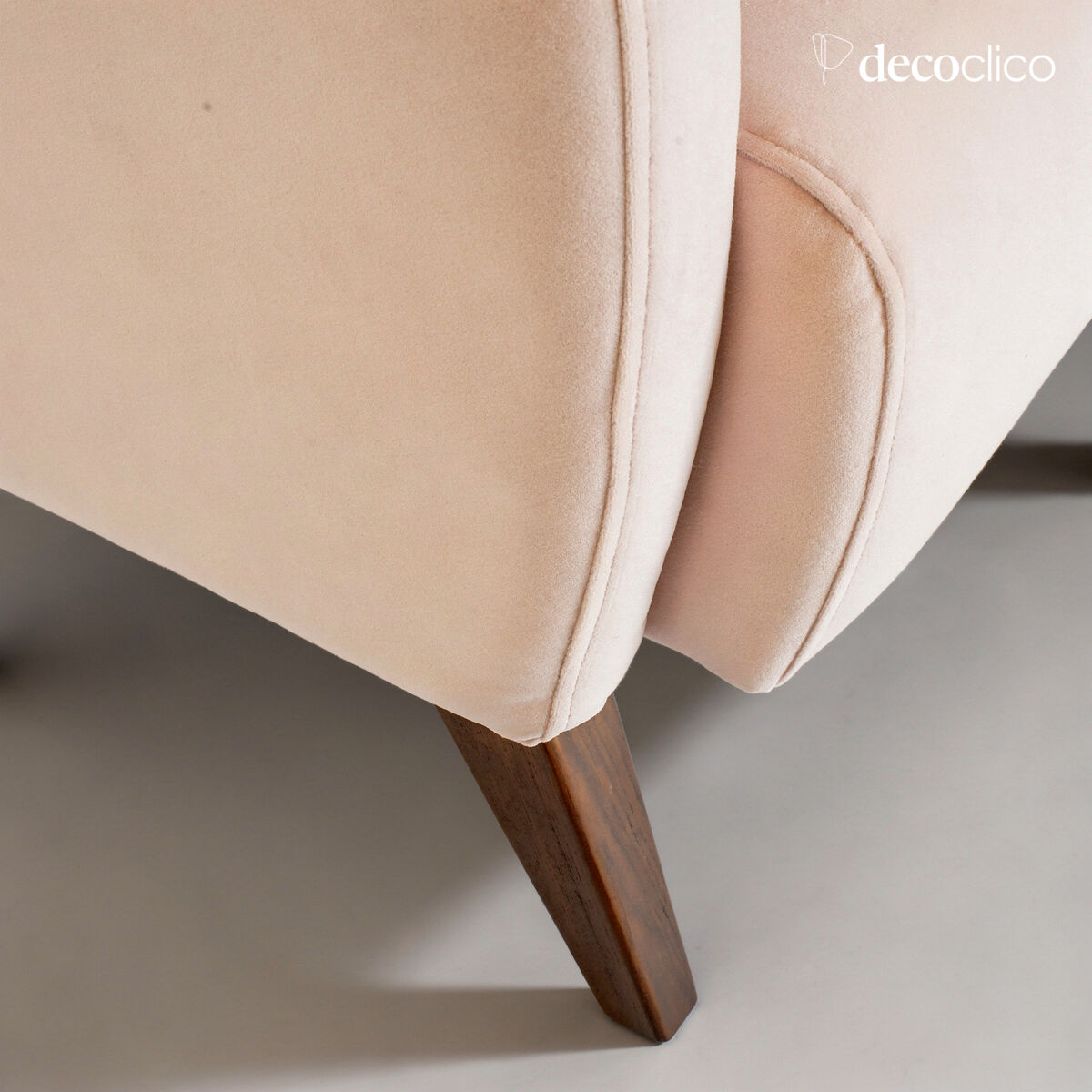 Sessel in Velours nude Octave