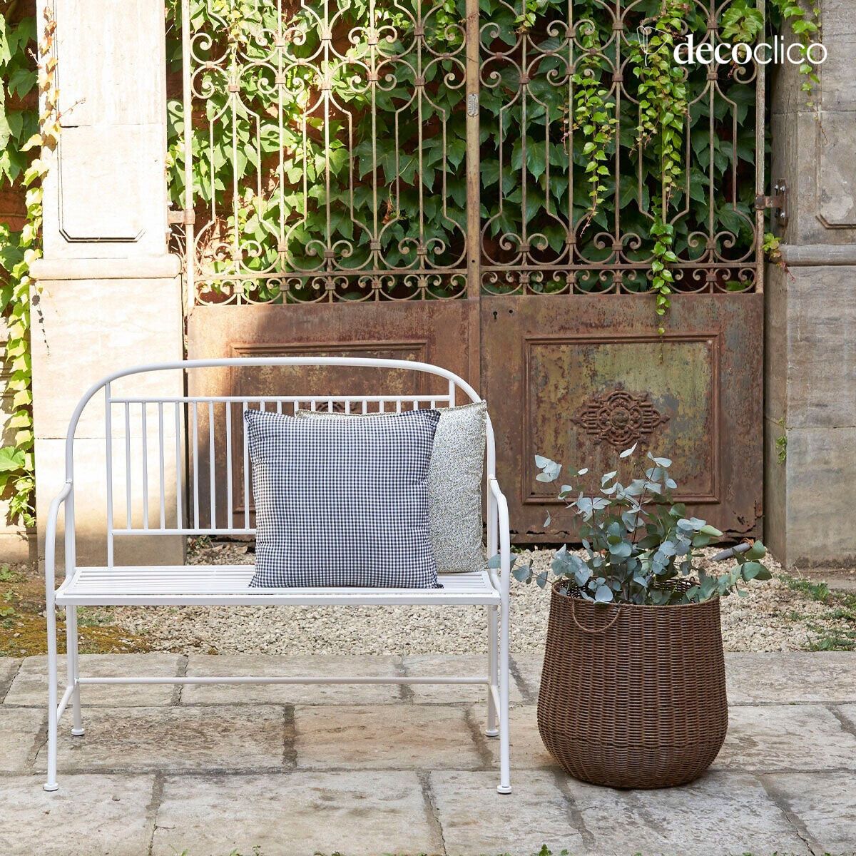 Set de 2 jardinières forme panier en polyrotin marron fait main Tavira