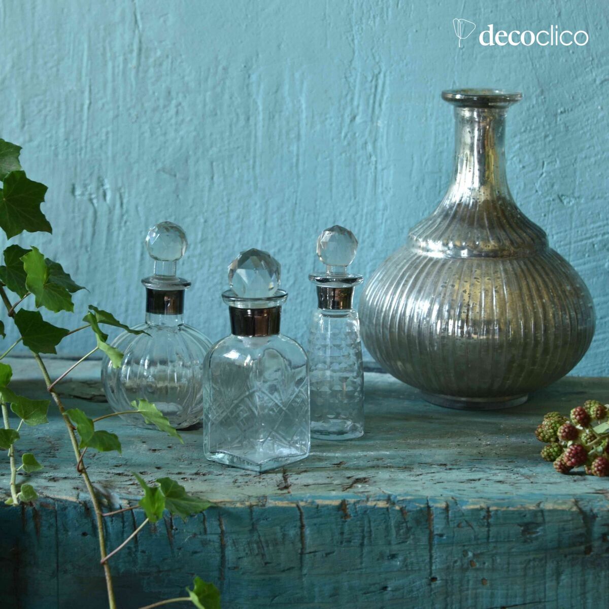 Set de 3 flacons en verre gravé avec bouchon facette Castille